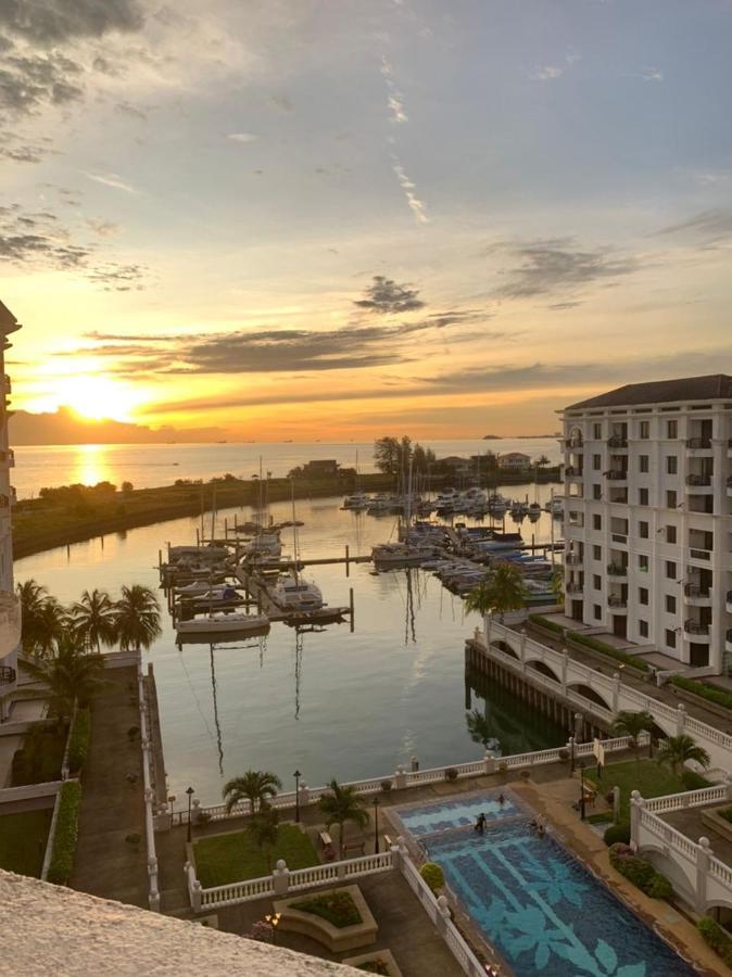 Sevenseas Marina Crescent Porto Dickson Exterior foto